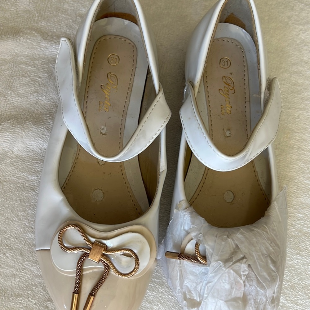 New dress shoes for a girl